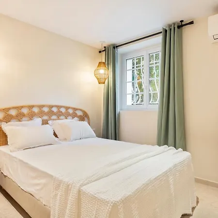 Апартаменты Modern Luxury 6 Pax