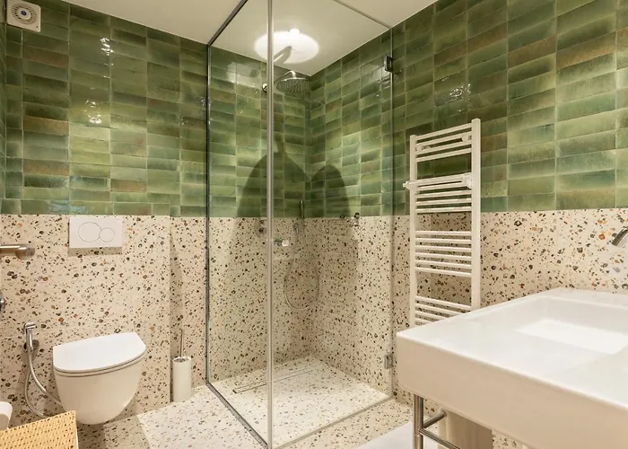 Modern Luxury 6 Pax Apartman